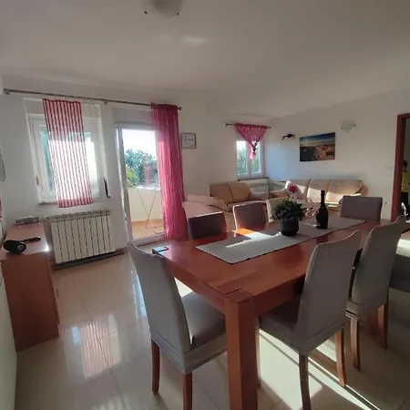 Appartamento Maya - Family Ližnjan