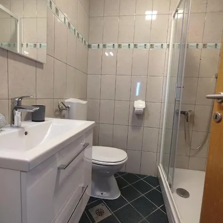 Maya - Family Ližnjan