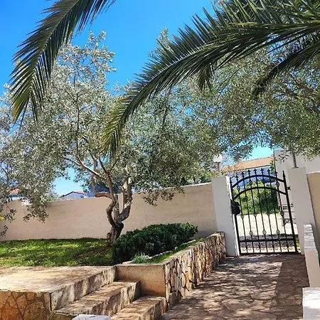 Appartamento Maya - Family Ližnjan