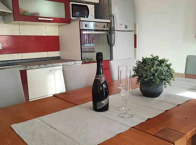 Maya - Family Apartamento Ližnjan